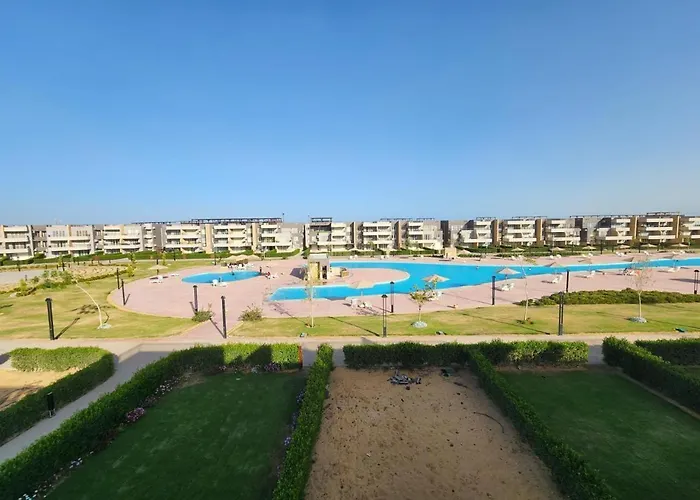Vivia Blumar Sokhna Families 101 *